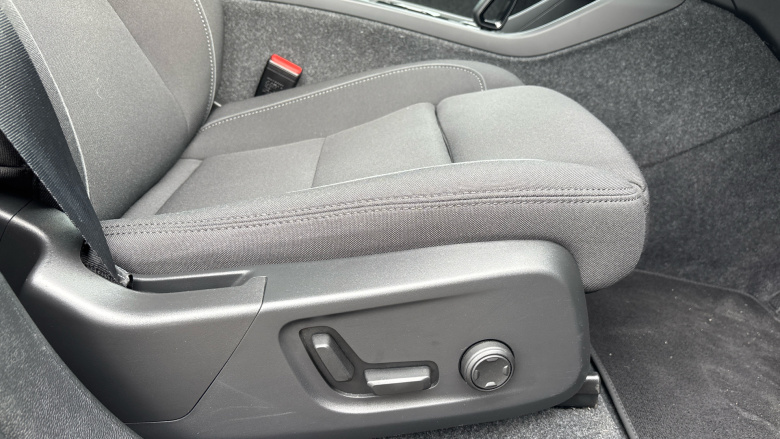 Volvo C40 175kW Recharge Plus 69kWh 5dr Auto Electric Estate